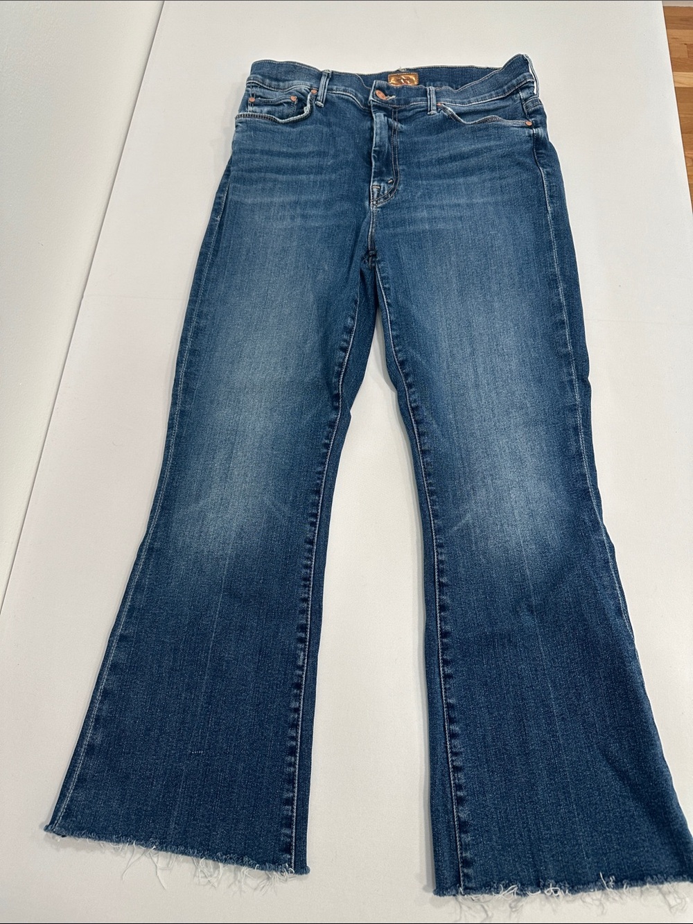 MOTHER WEEKENDER FRAY JEANS
